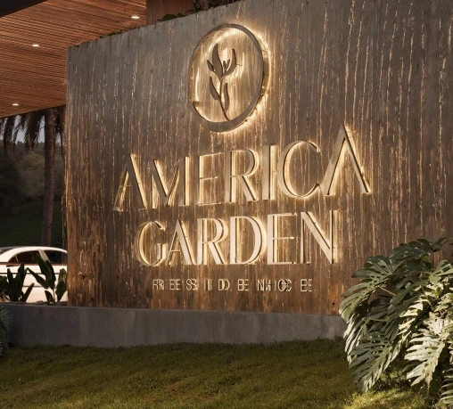 America-Garden-2.webp